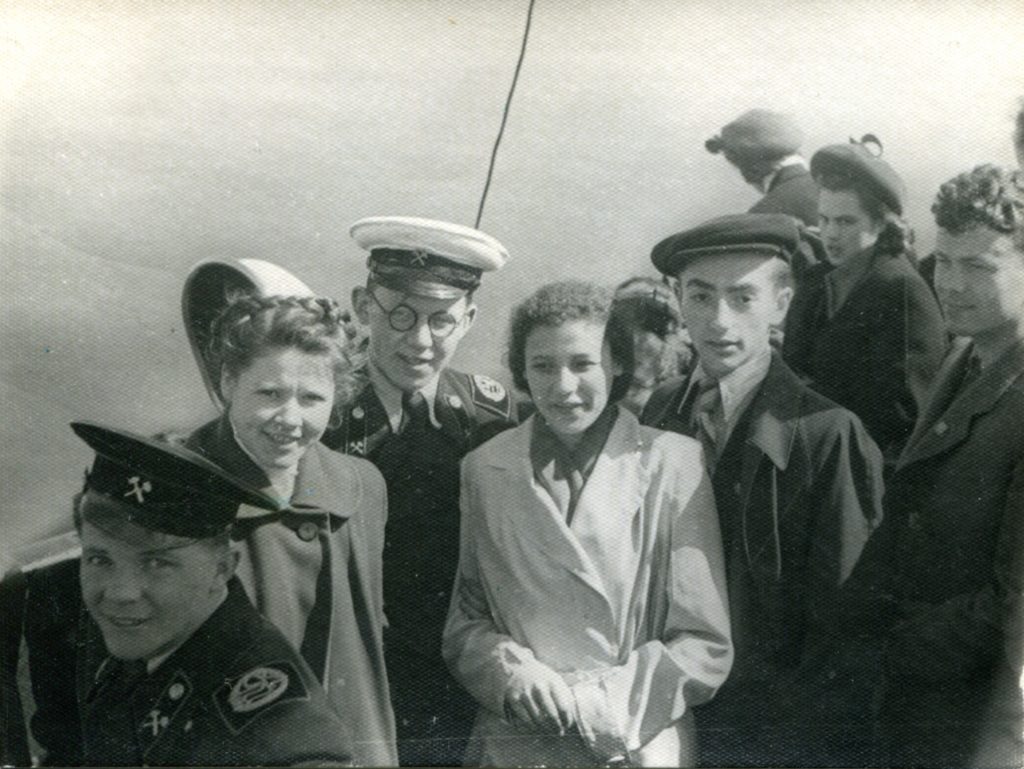 Александр Городницкий с первой женой Владой Романовской, Ленинград, 1953 год