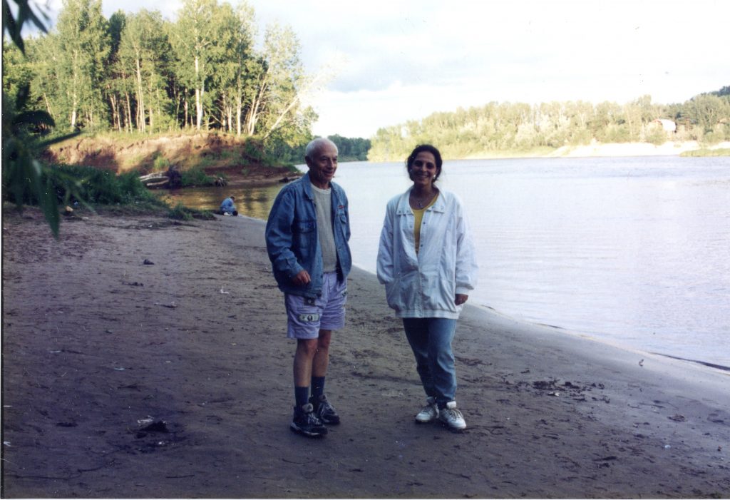 С Натальей Касперович на Грушинском фестивале, 1997 год