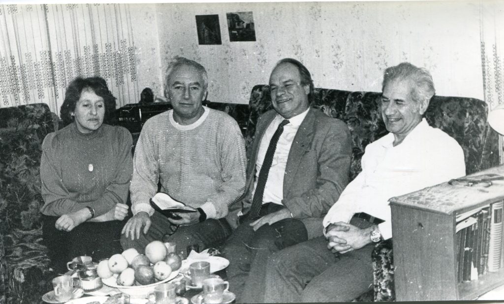Александр Городницкий, Александр Володин и Дмитрий Сухарев в Ленинграде, 1989 год