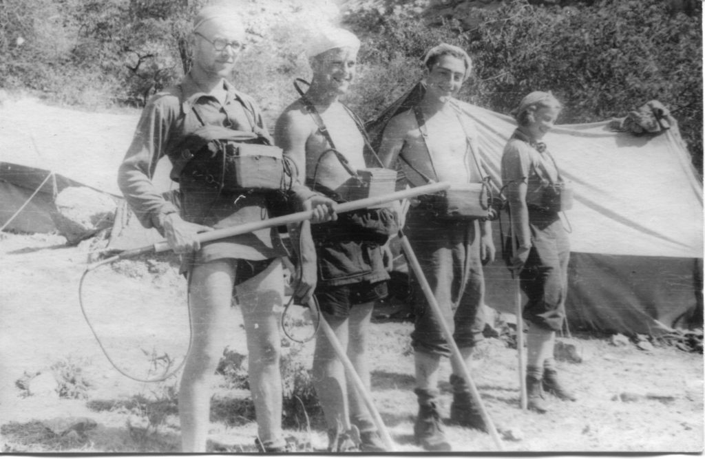 Александр Городницкий в экспедиции на Гиссарском хребте, 1955 год