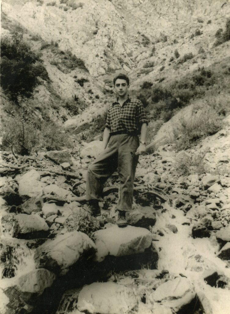 Александр Городницкий в экспедиции на Гиссарском хребте, 1954 год