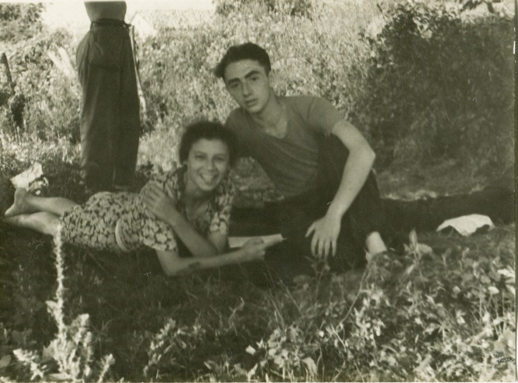 Александр Городницкий и Влада Романовская, Крым, 1953 год